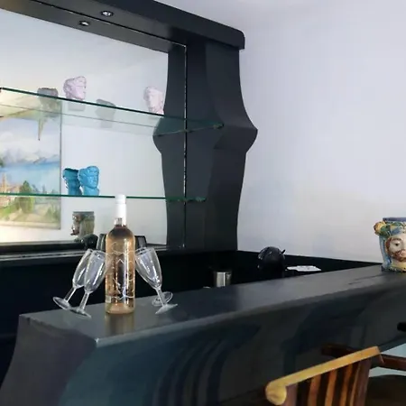 Saint Tropez Centre , Suite La Romana Apartmán *